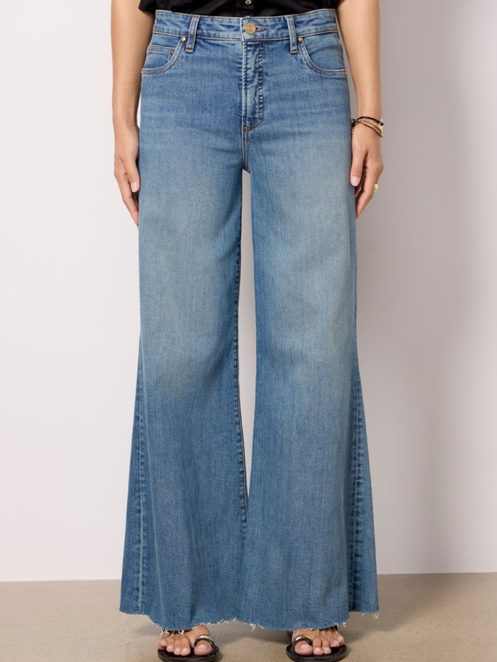 Kut from the Kloth - Ryan Super Wide Leg jeans size 4 - Picture 2 of 7